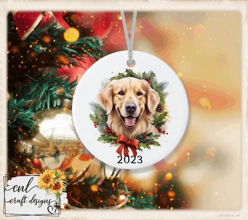 Ceramic ornament with a pet portrait in a wreath, dated 2023